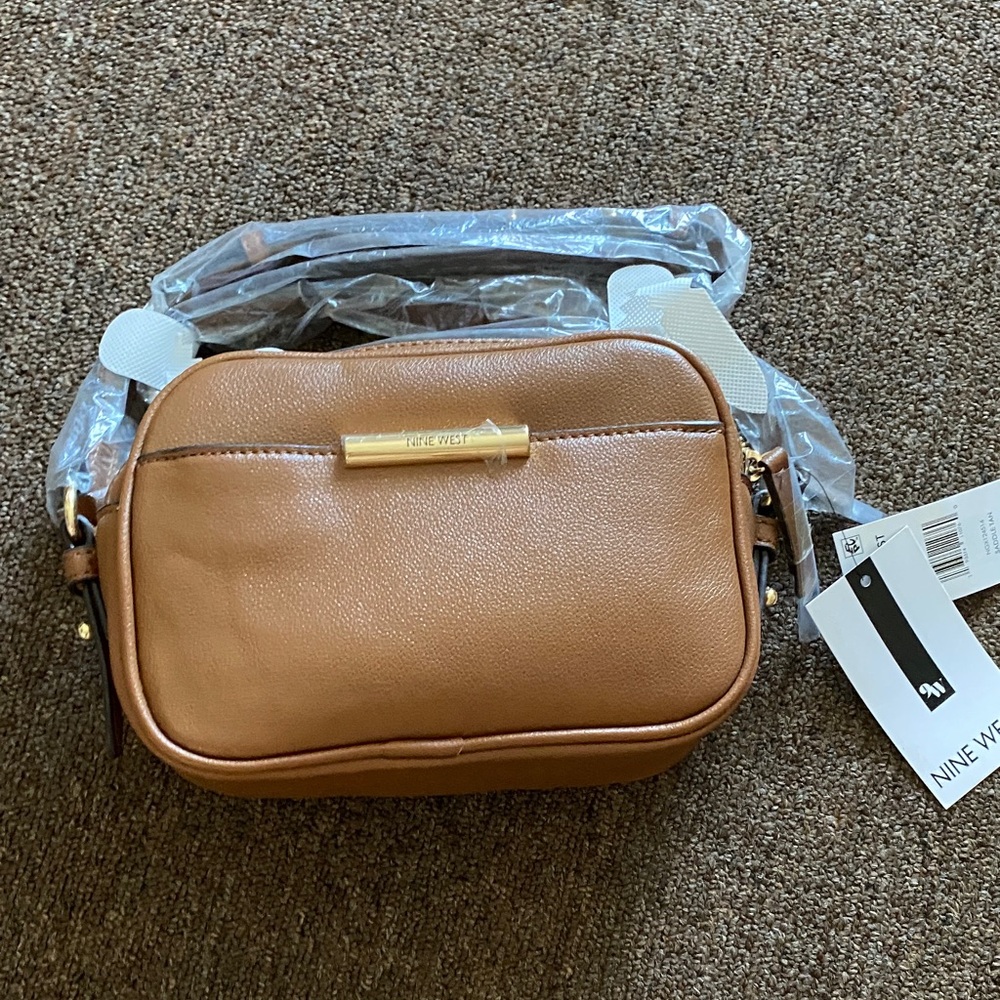 BNWT NINE WEST BROWN CAMERA BAG CROSSBODY PURSE WOMENS